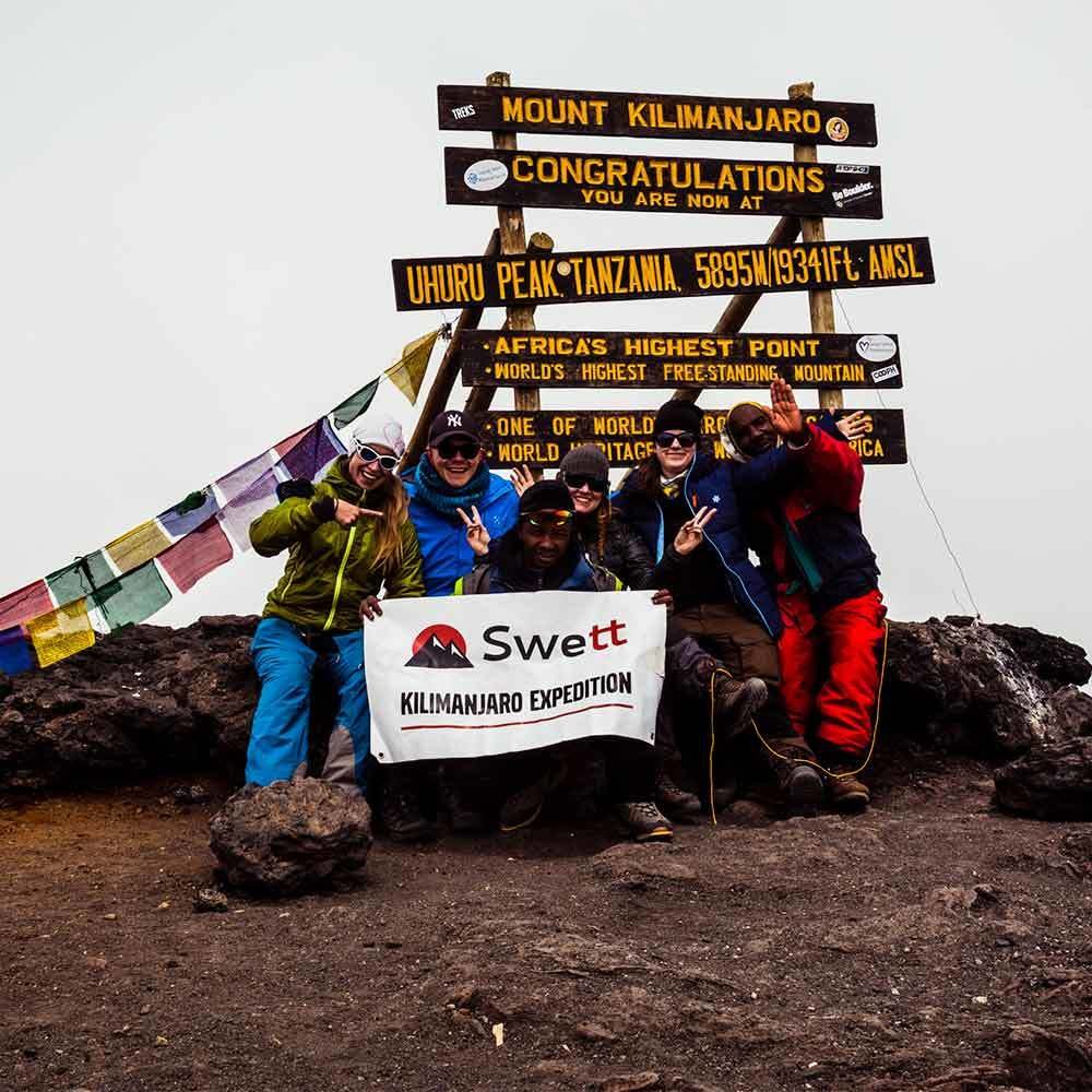 Hela 92% av Swetts besökare når toppen av Kilimanjaro