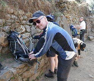 Förbereder sig inför vandringen med Swett mot Everest Base Camp