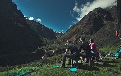 Vi vandrar i lugnt tempo på Inkaleden och låter våra deltagare acklimatisera sig