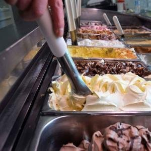 Glass hjälper mot värmen i Cinque Terre