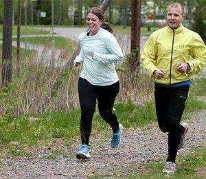 Träning inför Kilimanjaro Vi på Swett ger dig ett komplett träningsprogram och ser till att ni är förberedda inför Kilimanjaro